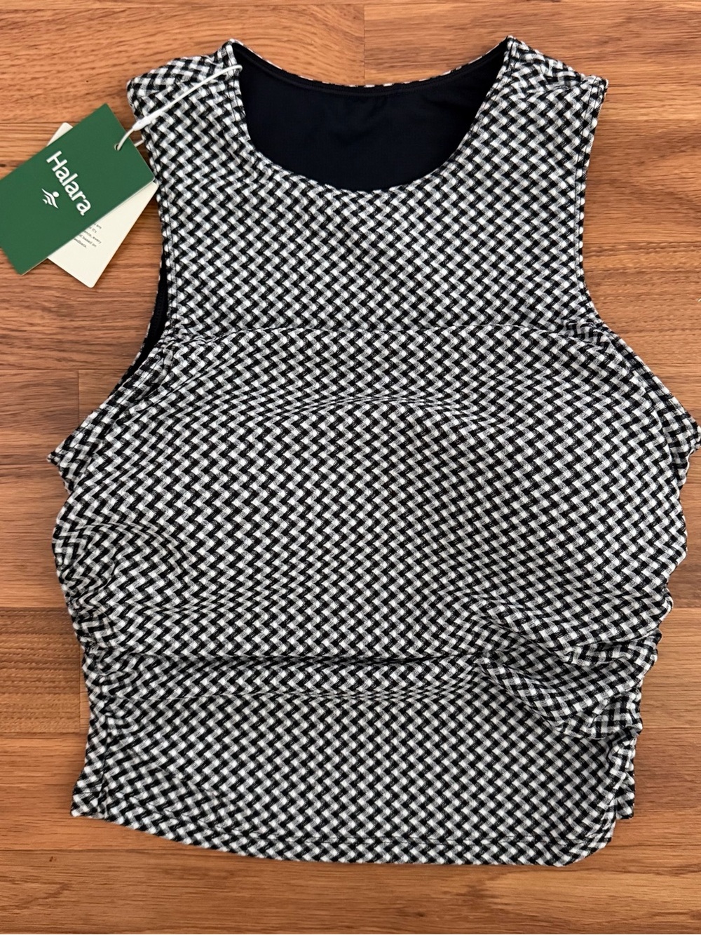 Halara Softlyzero Airy Black Gingham Sleeveless Tank Top Built In Bra Sz S NWT